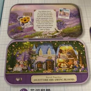 DIY Miniatures roombox kit sweet dreams among blooms